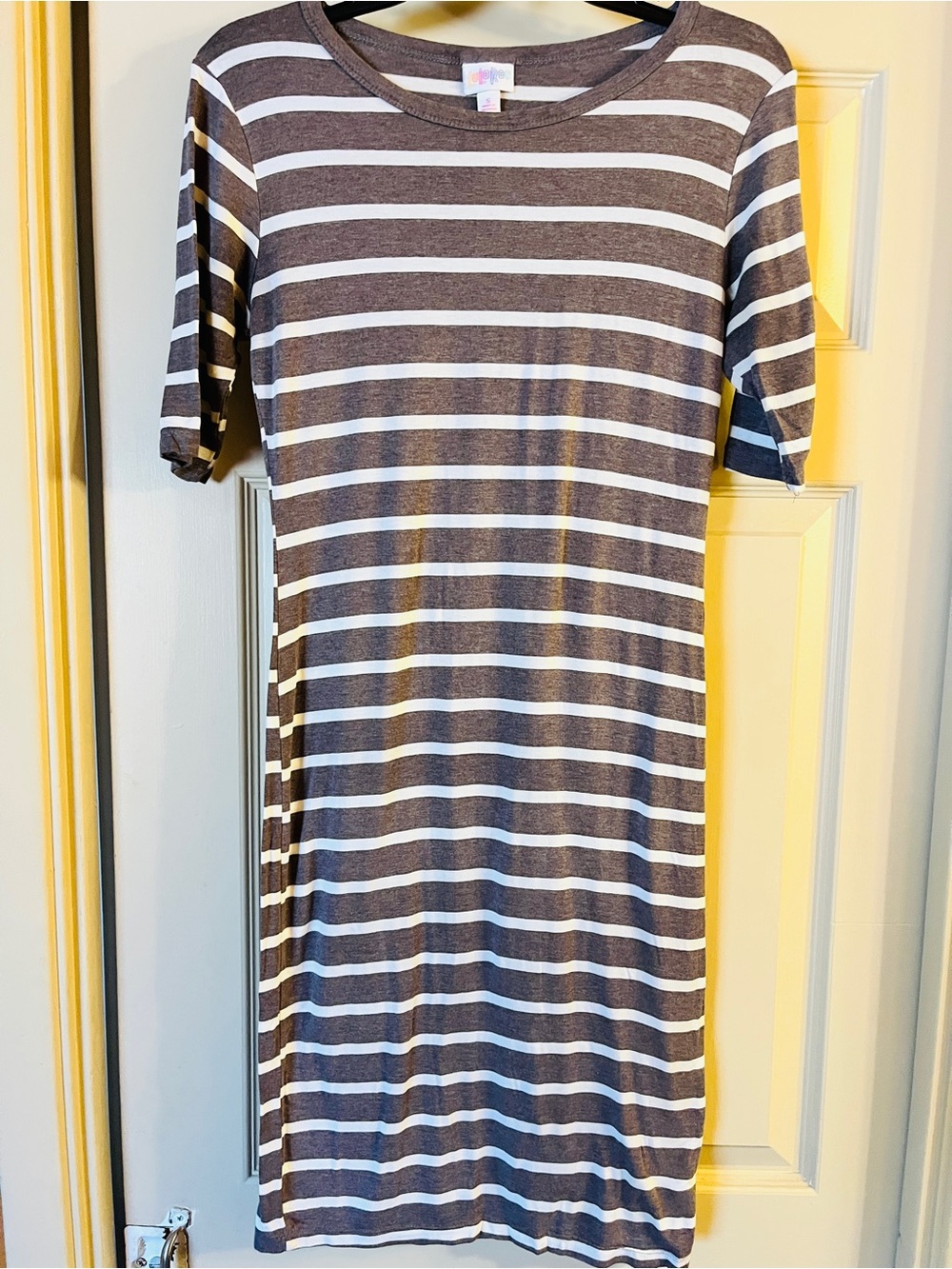 LuLaRoe Striped Short Sleeve T-Shirt Dress - Gray & White